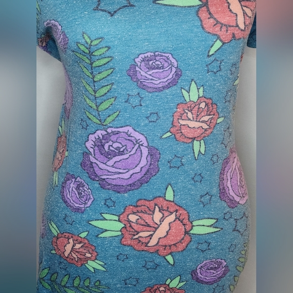 LuLaRoe size small floral blue top - Picture 2 of 4